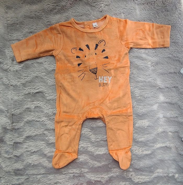 Lot de 4 pyjamas - photo numéro 2