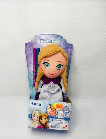 Poupée Anna la reine des neiges à colorier 