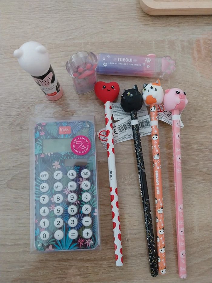 Lots fournitures scolaires Legami
