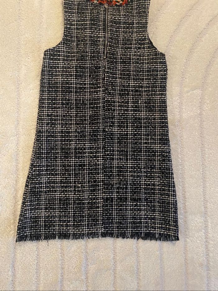 Robe en tweed chic noire et blanche - photo numéro 2