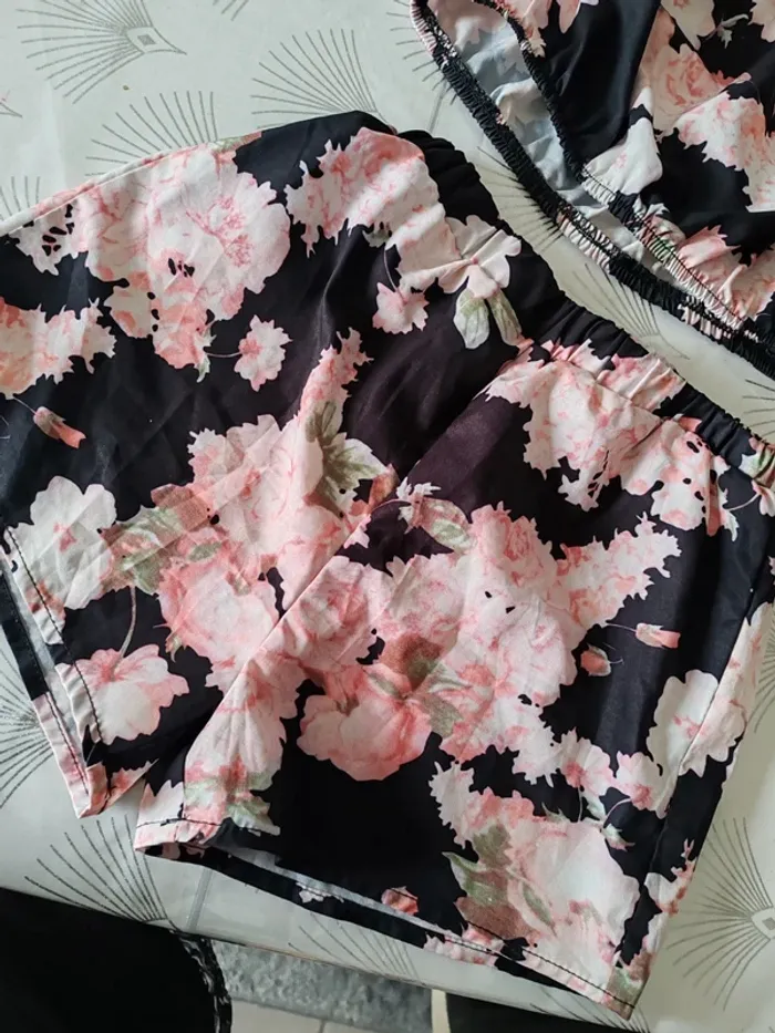 Ensemble short + crop top 6 ans - photo numéro 2