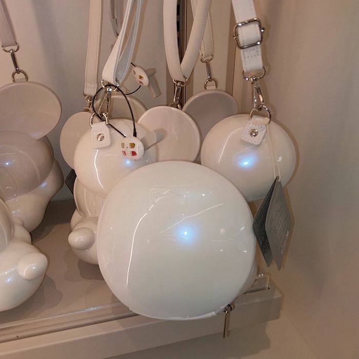 Pick-up sac Loungefly tête Mickey blanche Disney - photo numéro 2