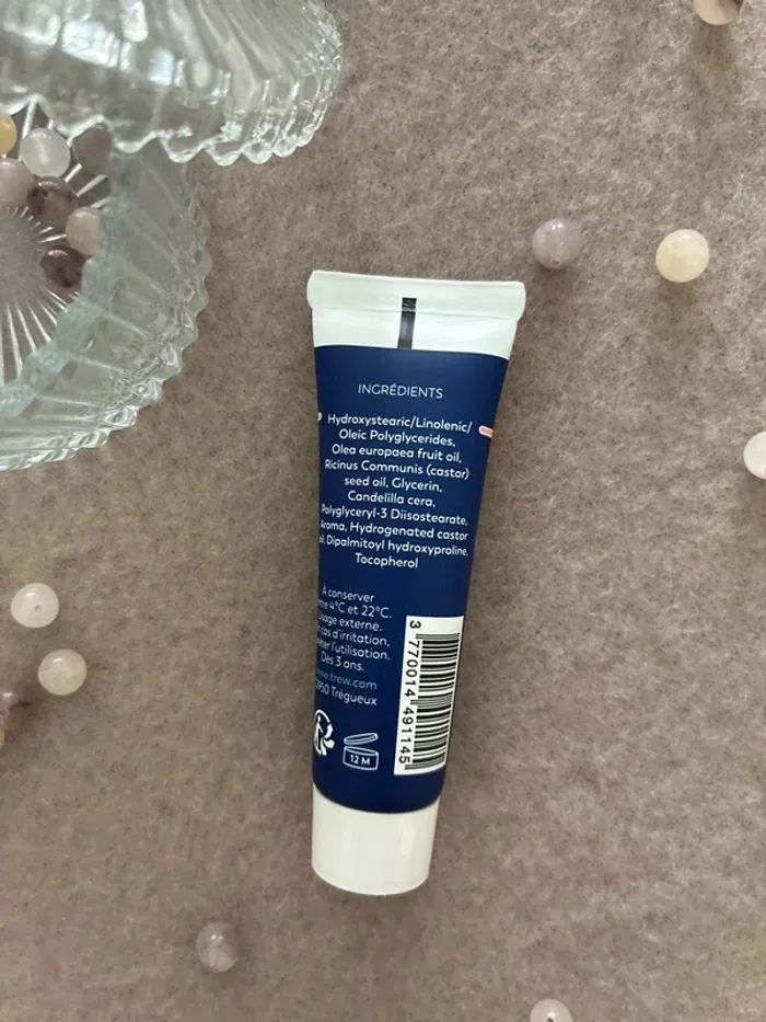 Baume à lèvres nuit menthe de Trew - photo numéro 3