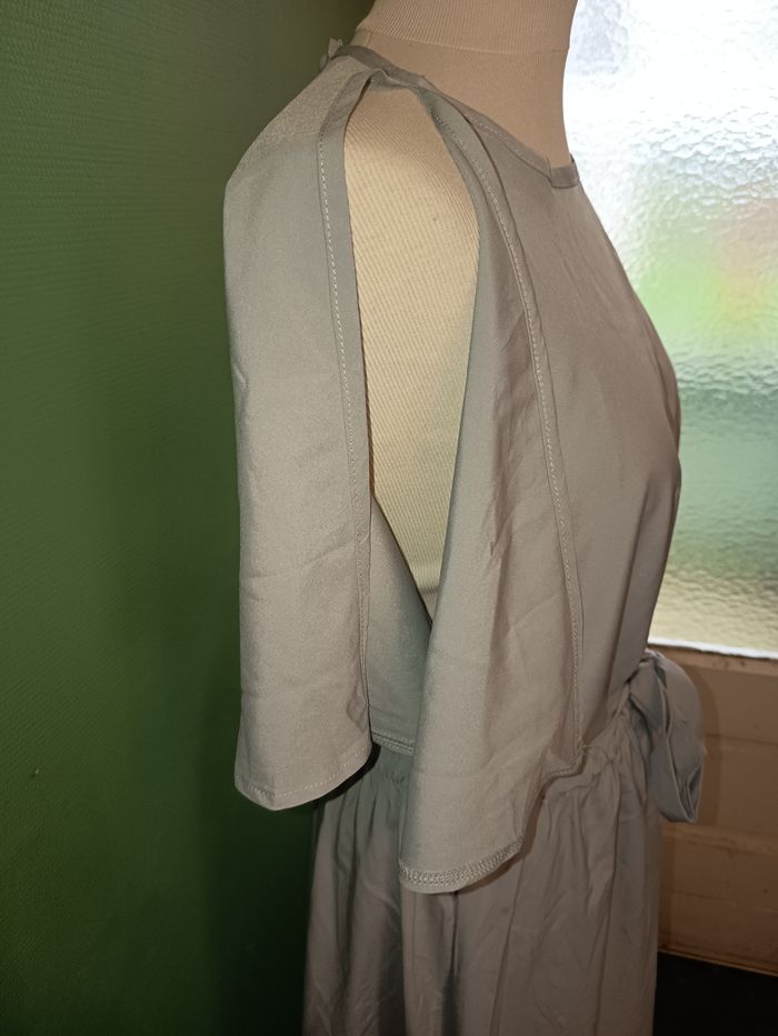 Robe de soirée grise perle - photo numéro 4