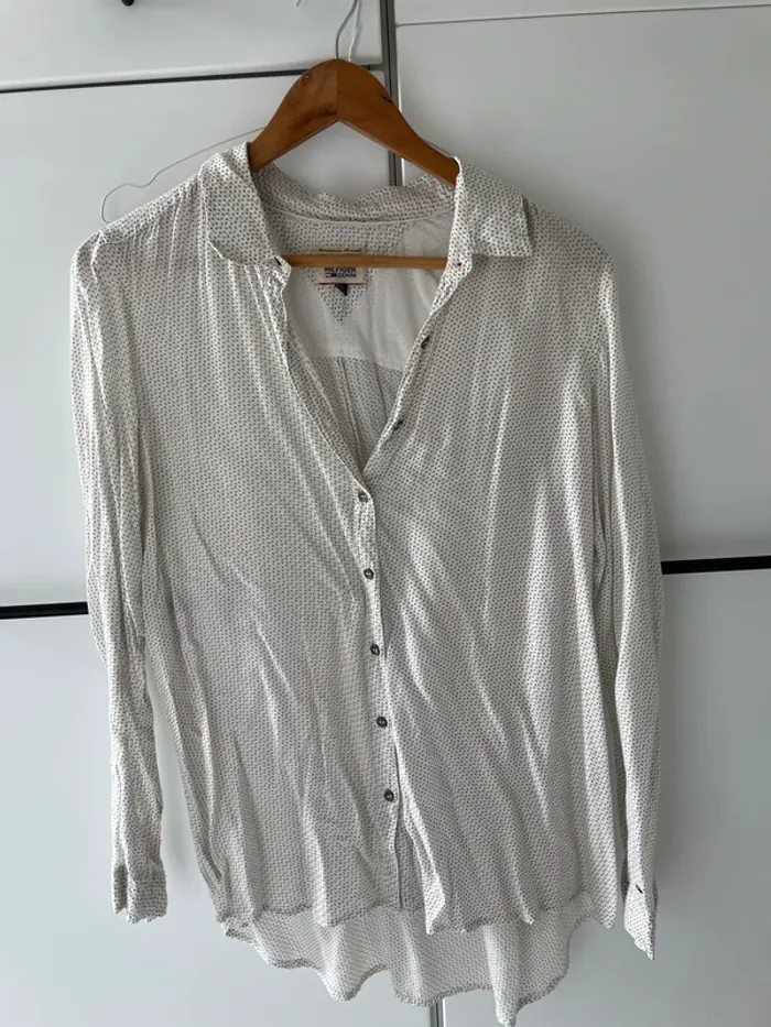 Très belle chemise Tommy Hilfiger