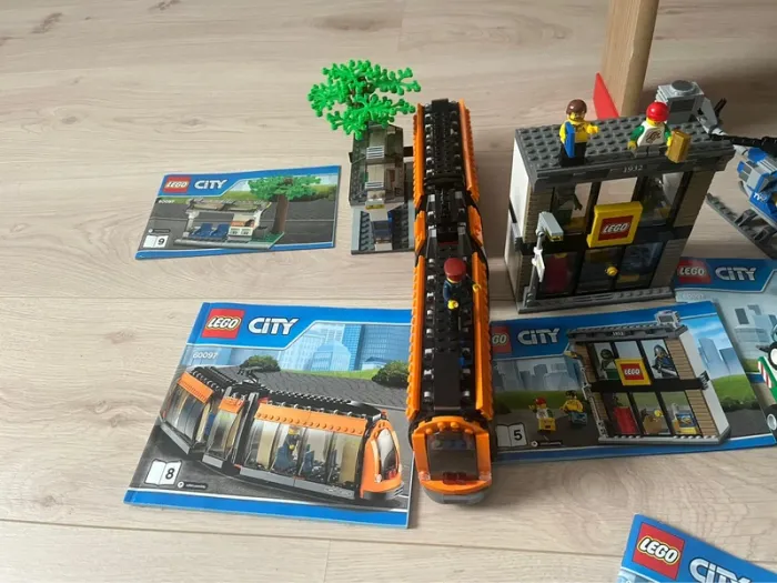 Lego 60097 avec boîte et notices - photo numéro 2