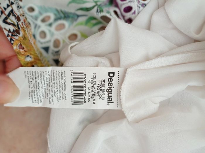 Robe blanche Desigual taille XL - photo numéro 7