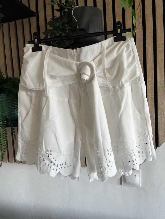 Short blanc chic me - photo numéro 3