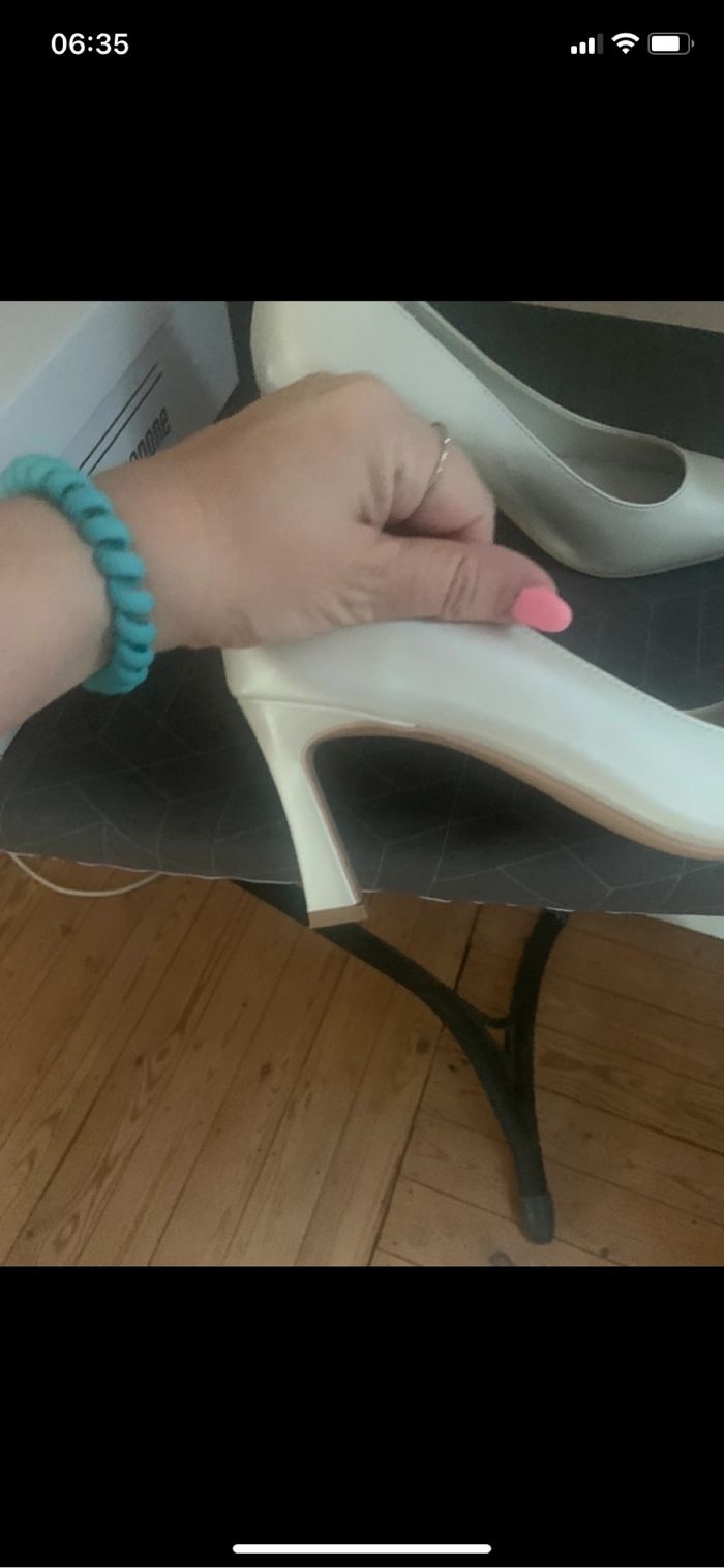 Chaussures neuves - photo numéro 4