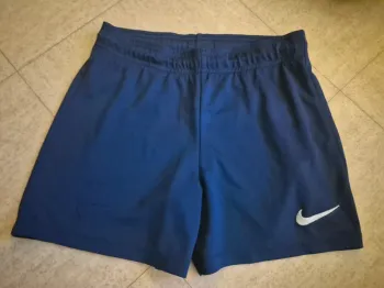 Short Nike 8-10 ans