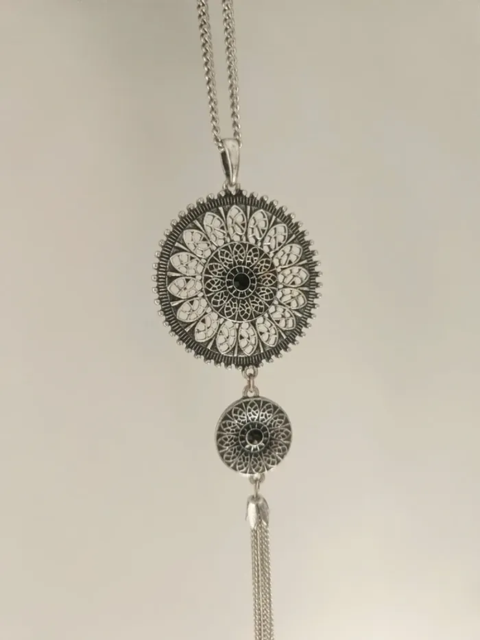 Collier long argenté style bohème - photo numéro 2