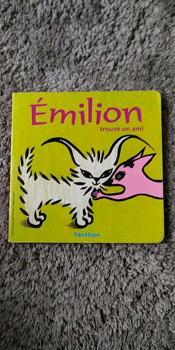 Émilion trouve un ami