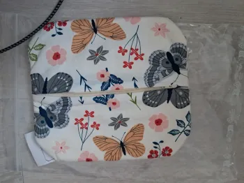 Trousse de toilettes papillon