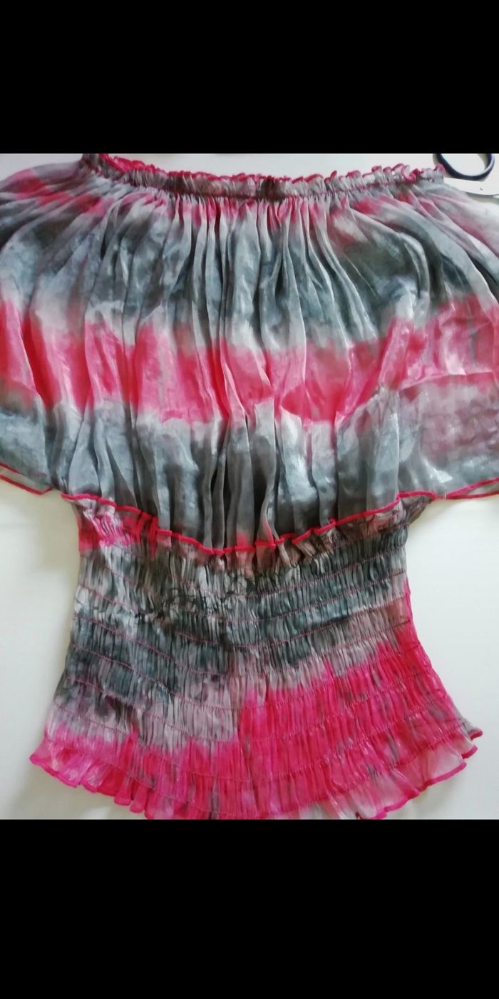 Haut tout en voile transparent corail & gris 🌸