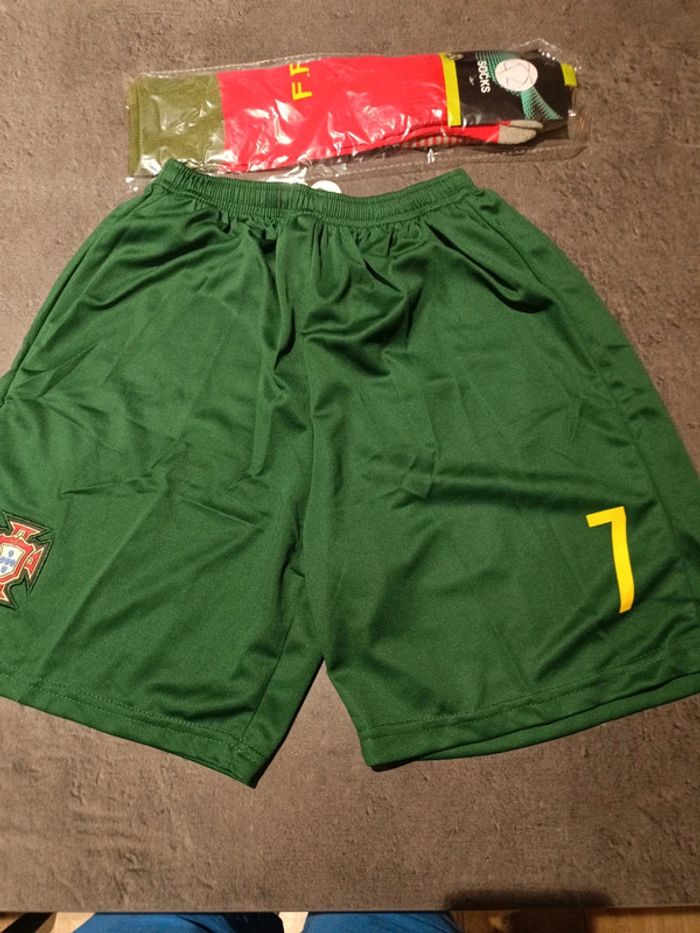 Tenue football Christiano Ronaldo Portugal t.30 - photo numéro 3