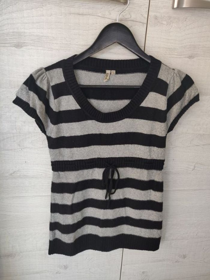 Pull rayé gris/noir manches courtes 38