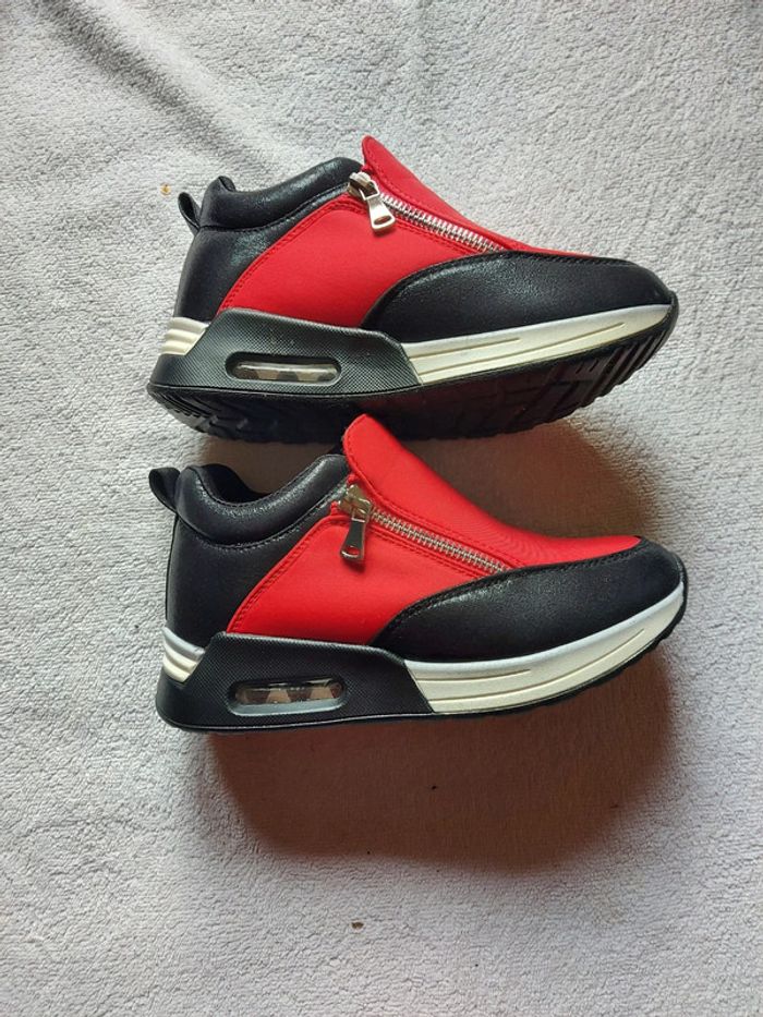 Chaussures taille 35 - photo numéro 2