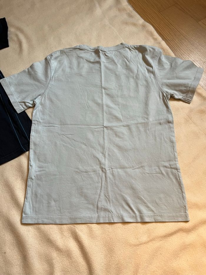 2 tee-shirts 12 ans - photo numéro 4