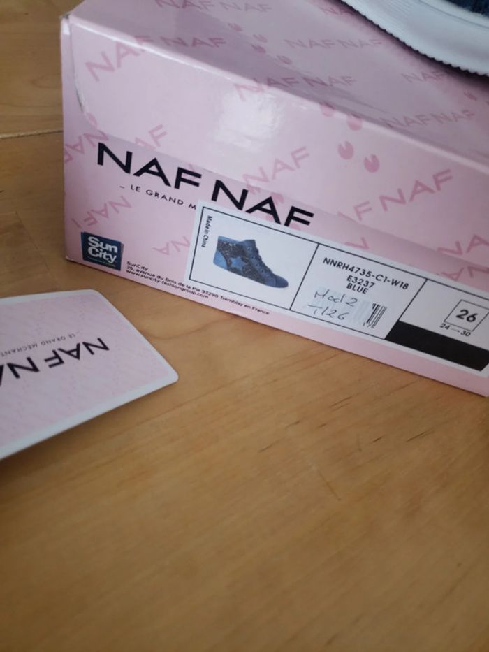 Basket montante a paillettes naf naf taille 26 - photo numéro 8