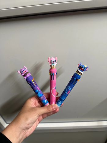 Lot 3 Stylo stitch  neuf