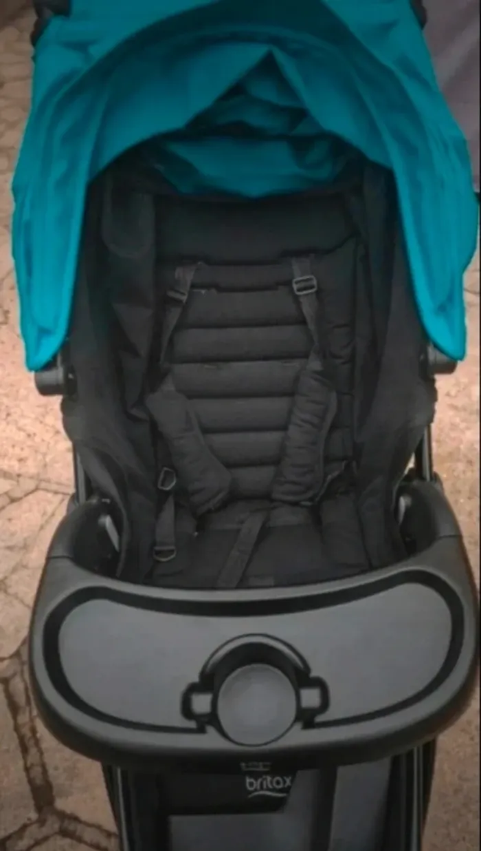 Poussette britax avec base ISOFIX pour voiture - photo numéro 17