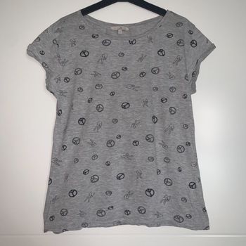 T-shirt à motif gris