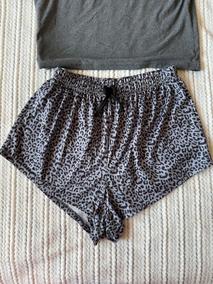 Ensemble pyjama / Taille M - photo numéro 5