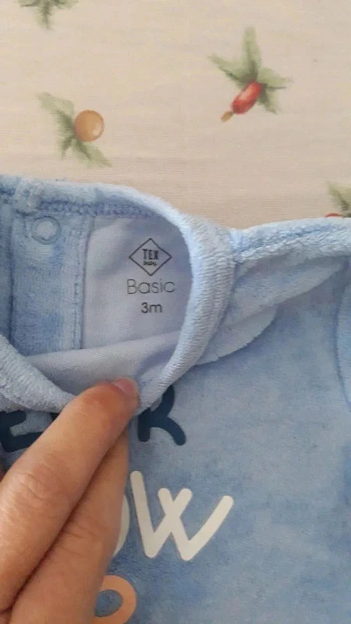Lot de 3 pyjamas velours taille 3 mois - photo numéro 7
