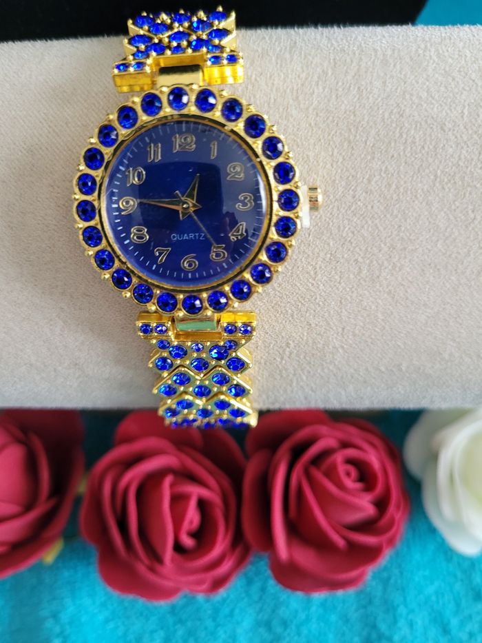 Montre femme - photo numéro 3
