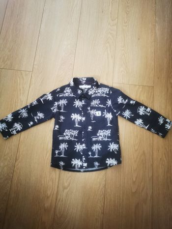 Chemise bleue motif palmiers 