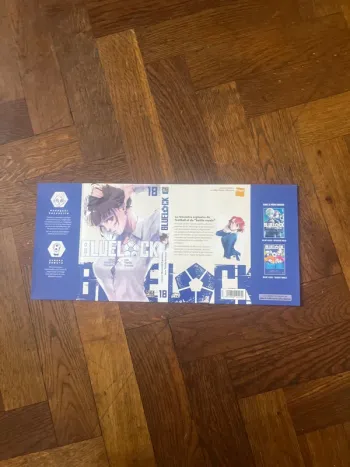 BlueLock 18 jaquette alternative Fnac