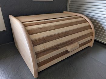 Huche à pain en bois
