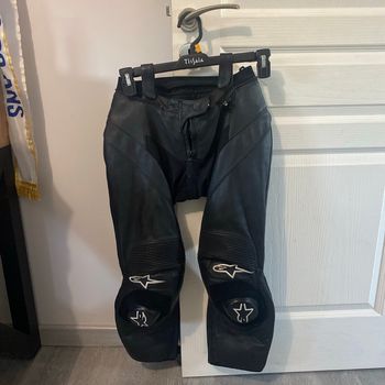 Pantalon moto cuire femme  t.36