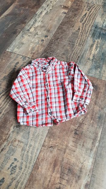 Chemise Obaïbi 18 mois en très bon état