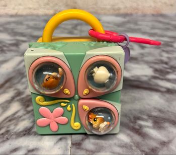 Boite little petshop avec 3 animaux
