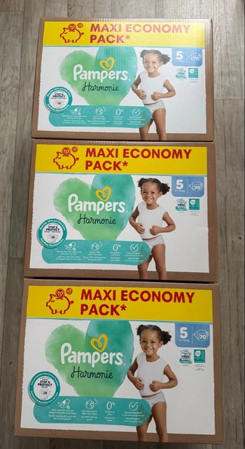 Lot de 210 couches Pampers harmonie taille 5