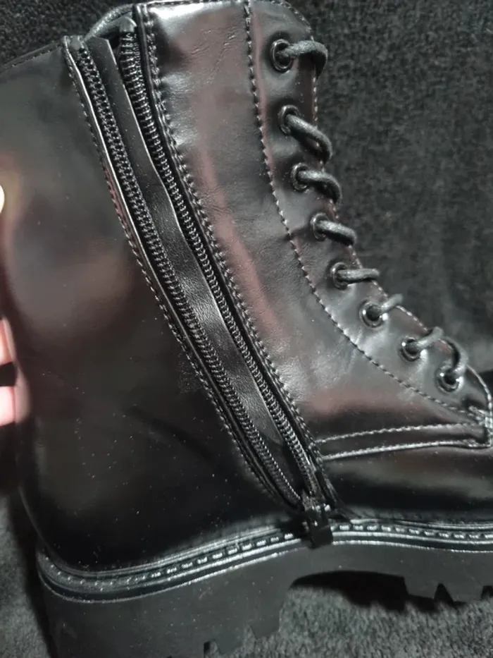 Paire De Bottines Noires - photo numéro 7