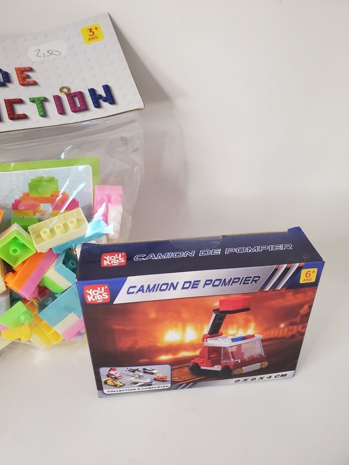 Lot jeux de briques lego - photo numéro 3