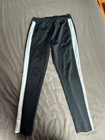 Jogging Under Armour