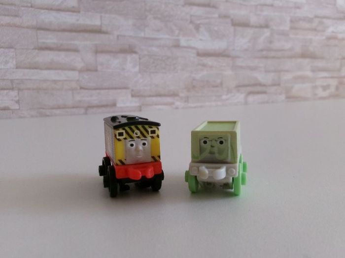 Mini locomotives / trains Thomas et ses amis (37)