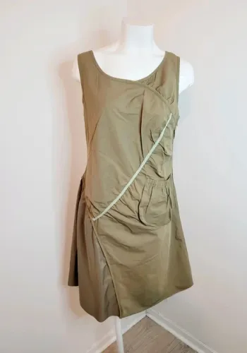 Jolie robe Tolentino taille L (40)