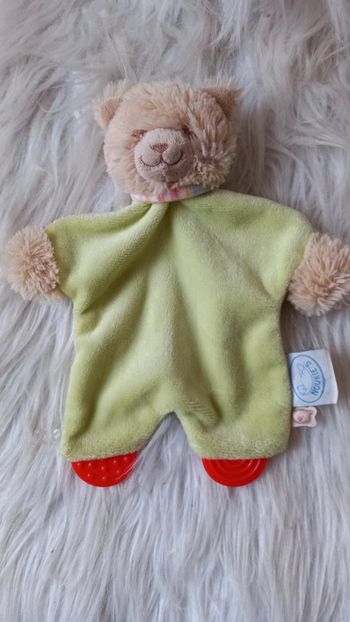 Doudou plat chat beige ,vert- dentitions - Noukie's