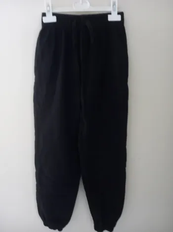 Pantalon jogging noir de la marque " NPO Junior "