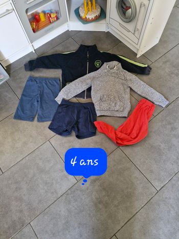 Lot 4 ans