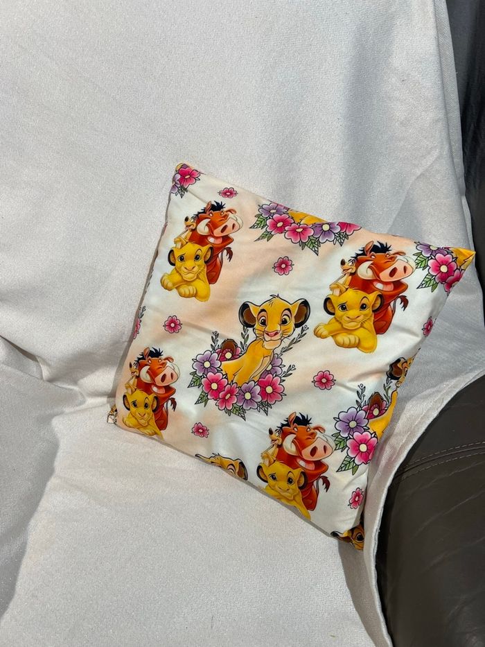 Coussin roi lion - photo numéro 3