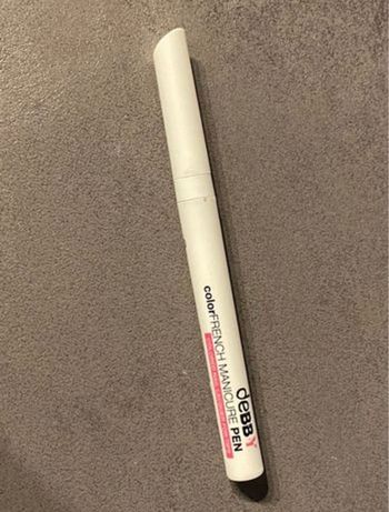 Crayon color Fresh manucure Debby