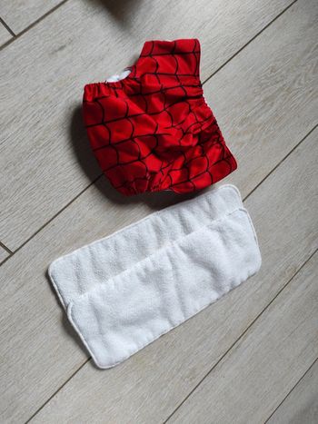 Couche réutilisable lavable coloris spider man
