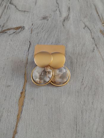 Boucles d'oreilles neuves