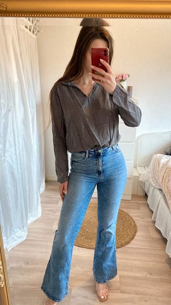 Chemisier à motifs jaune et bleu