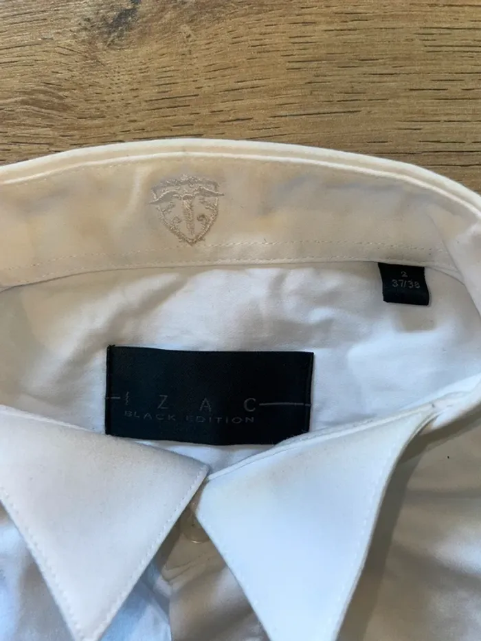Chemise - photo numéro 3